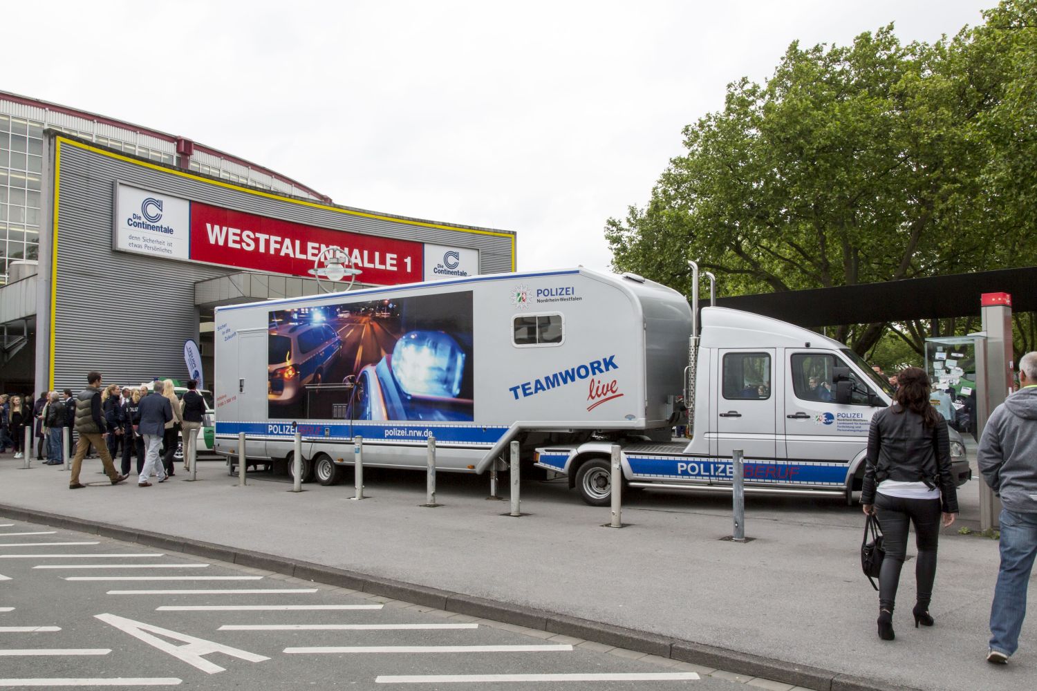 Information truck of the NRW police