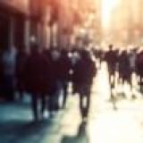 Menschen verschwommen im öffentlichen Raum